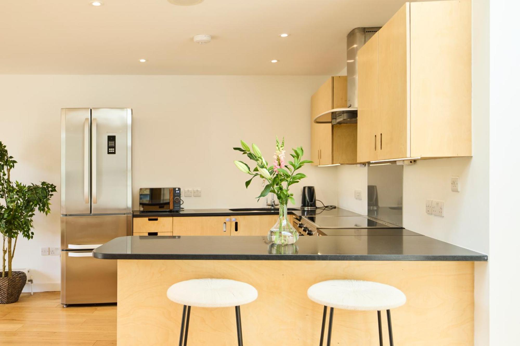 The Putney Wonder - Dazzling 3Bdr Flat With Garden Apartment Лондон Екстериор снимка