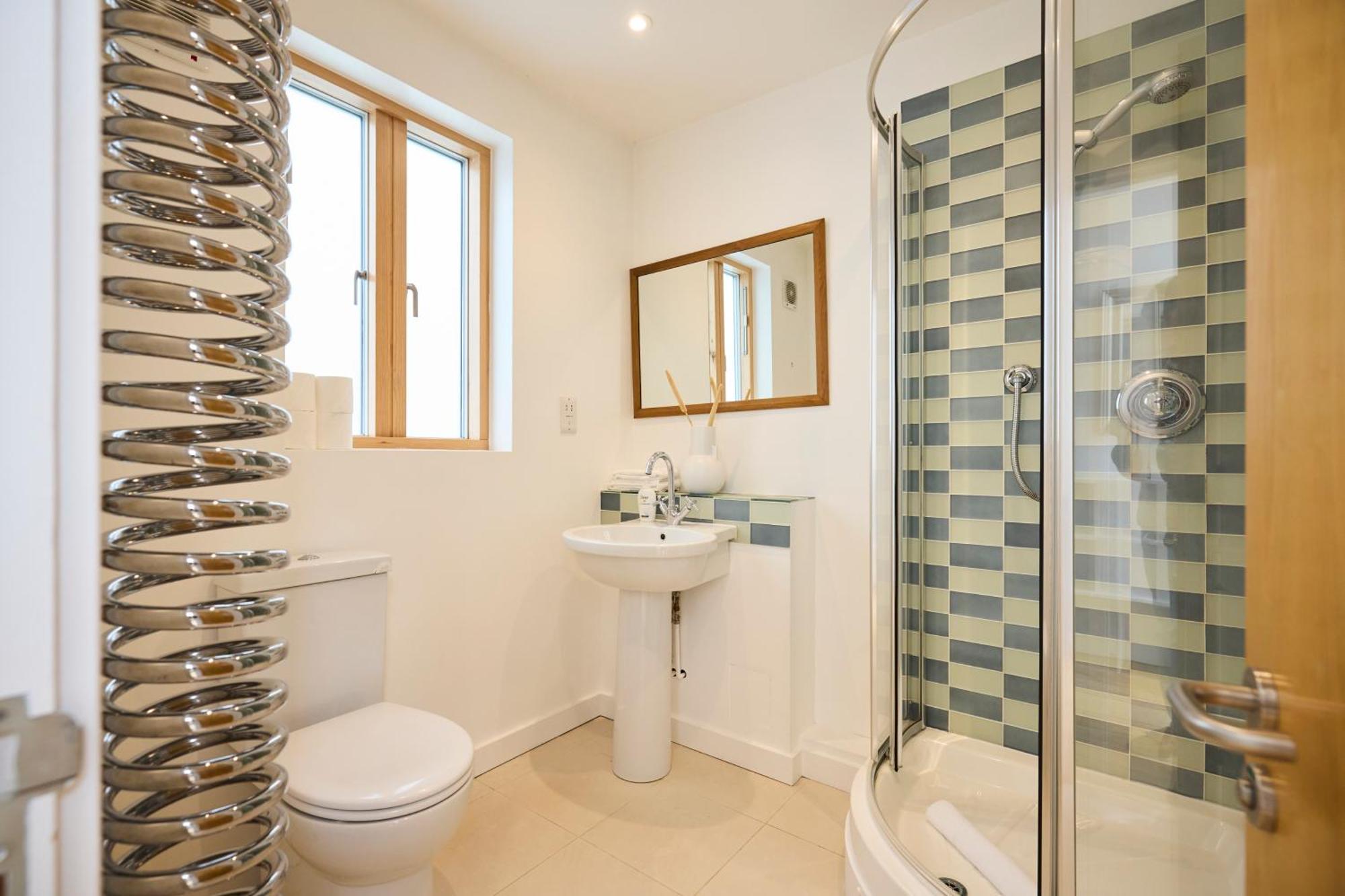 The Putney Wonder - Dazzling 3Bdr Flat With Garden Apartment Лондон Екстериор снимка
